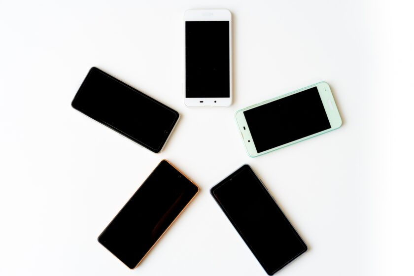スマホ価格が高騰している理由